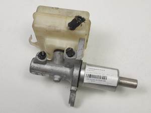 BOMBA FRENO 32067179D BMW SERIE 5 TOURING (E61) Autodesguaces Alicante
