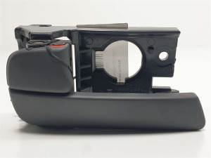 MANETA INTERIOR TRASERA IZQUIERDA 83613JB000 KIA RIO (JB) Autodesguaces Alicante