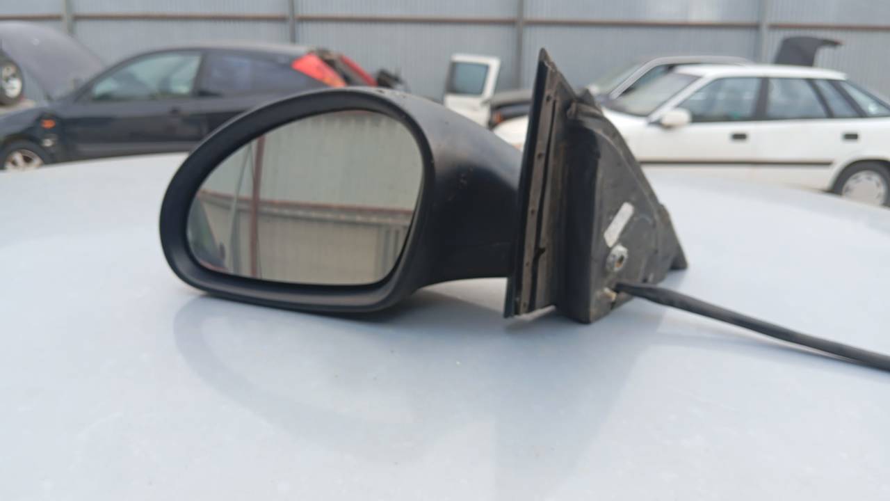 RETROVISOR IZQUIERDO