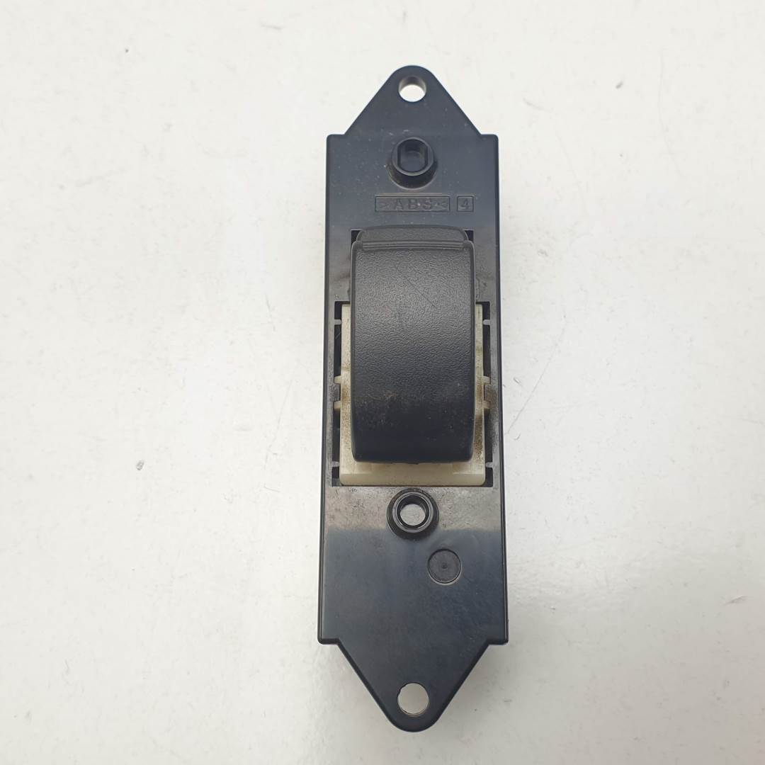MANDO ELEVALUNAS TRASERO IZQUIERDO - MR587944 - MITSUBISHI - ASX (GA0W)