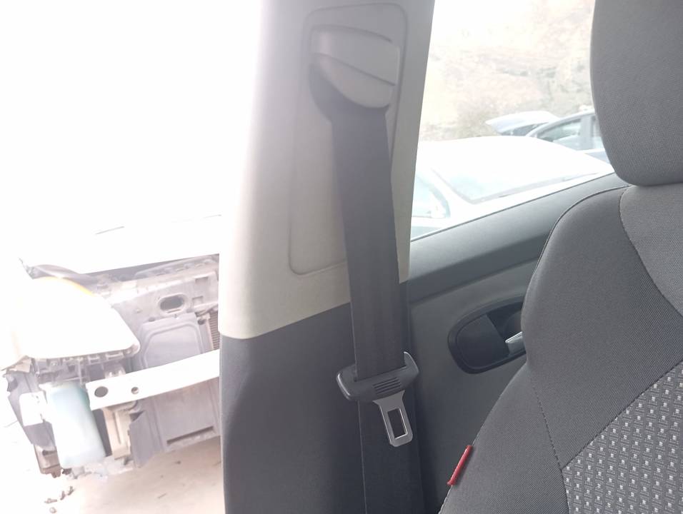 CINTURON SEGURIDAD DELANTERO DERECHO