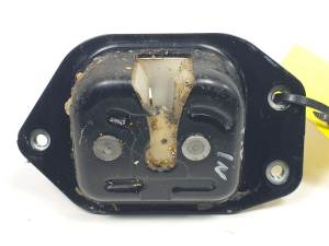 CERRADURA PUERTA TRASERA DERECHA NISSAN NV 200 (M20) Autodesguaces Alicante