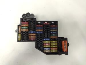 CAJA RELES / FUSIBLES 7L0941828 VOLKSWAGEN TOUAREG (7LA) Autodesguaces Alicante