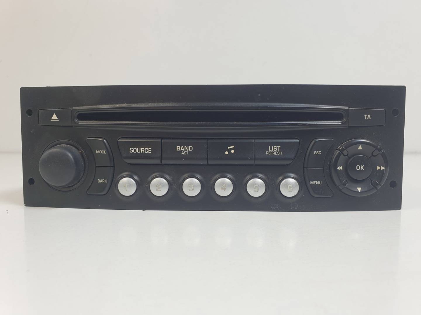 Autoradio / lecteur CD - 98016070XT01 - PEUGEOT - PARTNER KASTEN (B9)