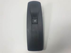 MANDO ELEVALUNAS DELANTERO IZQUIERDO RENAULT MEGANE III BERLINA 5P Autodesguaces Alicante