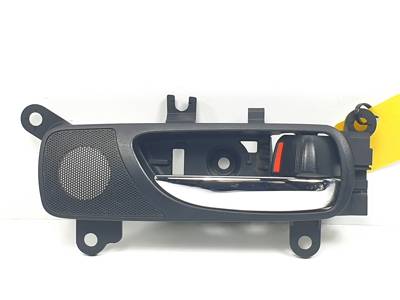 MANETA INTERIOR TRASERA DERECHA 6773053010 LEXUS IS200 (DS2/IS2) Autodesguaces Alicante