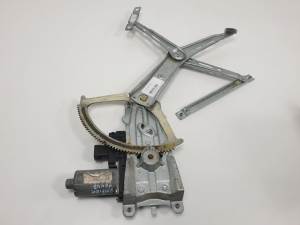 ELEVALUNAS DELANTERO DERECHO A337013132221 OPEL ZAFIRA B Autodesguaces Alicante