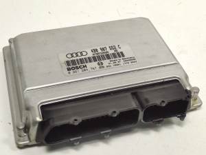 CENTRALITA MOTOR UCE 0261204767 AUDI A6 BERLINA (4B2) Autodesguaces Alicante