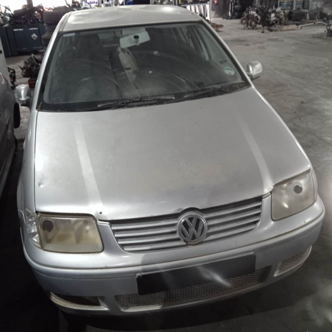 VOLKSWAGEN POLO BERLINA (6N2) (1999 - 2002)