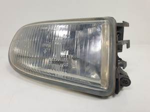 FARO ANTINIEBLA IZQUIERDO 77700835209 RENAULT CLIO I PHASE III Autodesguaces Alicante