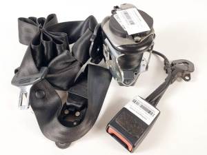 CINTURON SEGURIDAD DELANTERO IZQUIERDO 560788601 AUDI A6 BERLINA (4F2) Autodesguaces Alicante