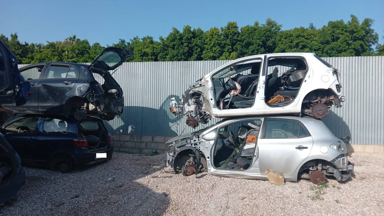 Imagen del vehículo TOYOTA YARIS