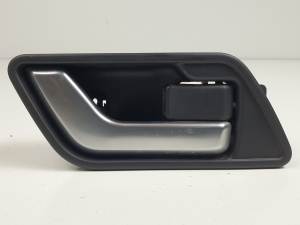 MANETA INTERIOR DELANTERA DERECHA 5H3222600AD LAND ROVER FREELANDER 2 (LR2) (L359) Autodesguaces Alicante