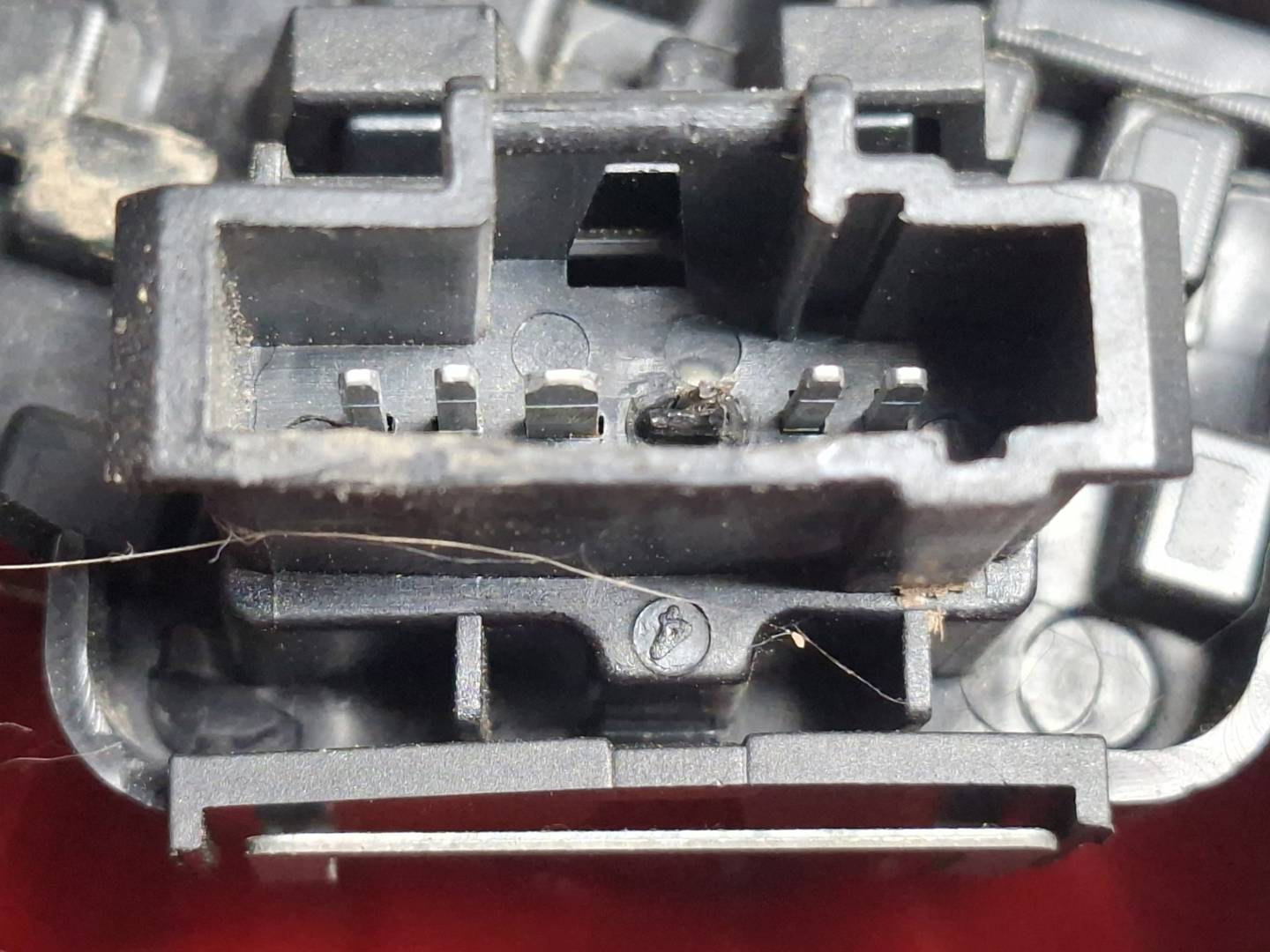 Foto 4 de Piloto Trasero Derecho Peugeot 307 Berlina (s2) (2005–2008)