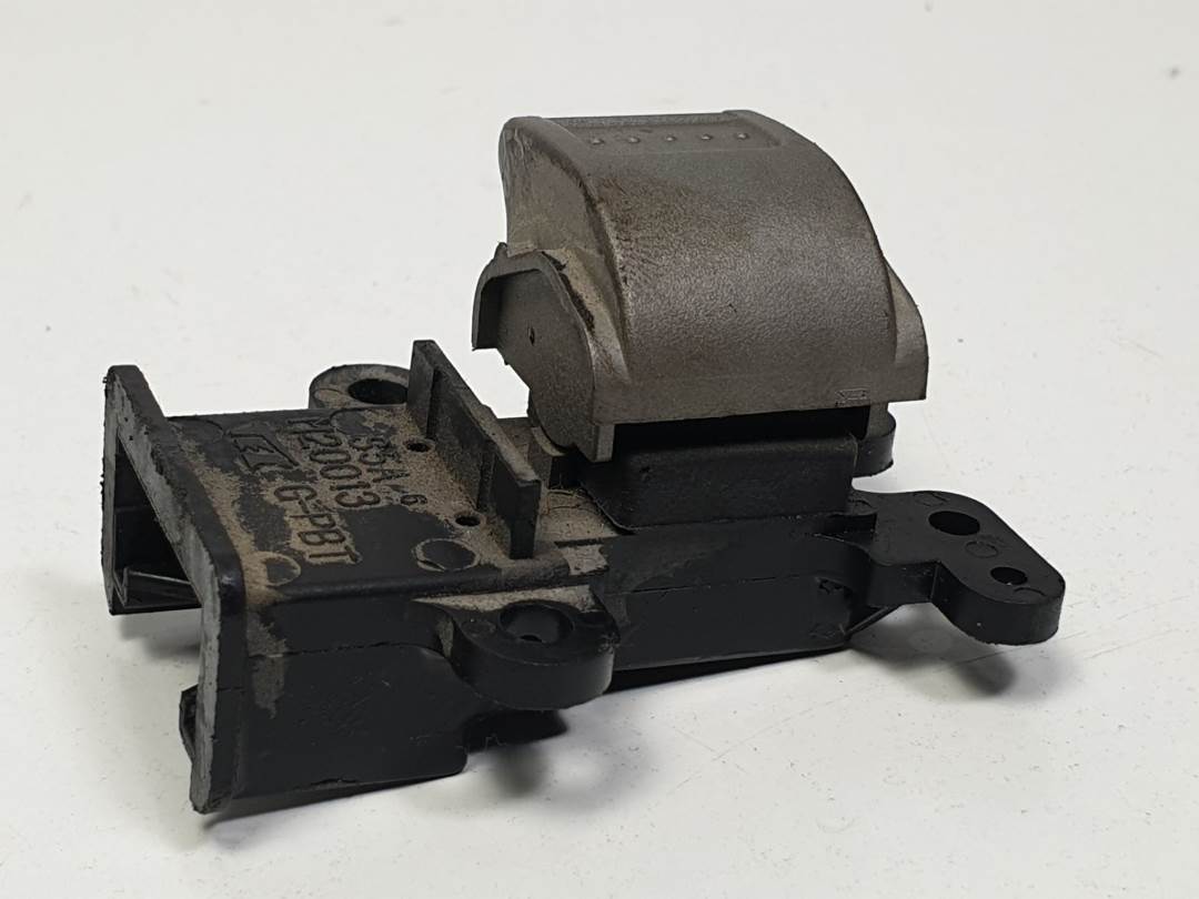 MANDO ELEVALUNAS TRASERO IZQUIERDO - M200013 - HONDA - CR-V (RD8)