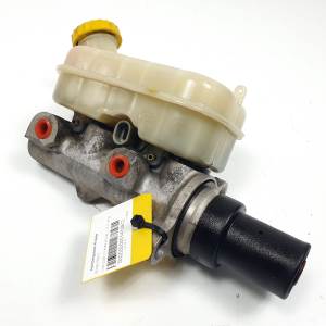BOMBA FRENO P04683264AB CHRYSLER VOYAGER (RG) Autodesguaces Alicante