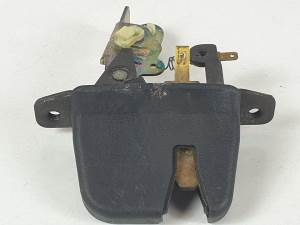 CERRADURA MALETERO / PORTON MG ROVER MG ZS (T/RT) Autodesguaces Alicante
