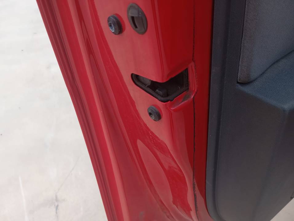 CERRADURA PUERTA DELANTERA IZQUIERDA
