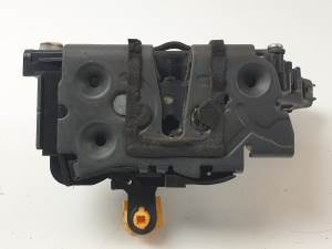 CERRADURA PUERTA TRASERA IZQUIERDA AS6AF26413BM FORD KA+ (2016 - 2019) Autodesguaces Alicante