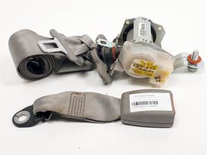 CINTURON SEGURIDAD TRASERO DERECHO 898102B000 HYUNDAI SANTA FE (BM) Autodesguaces Alicante