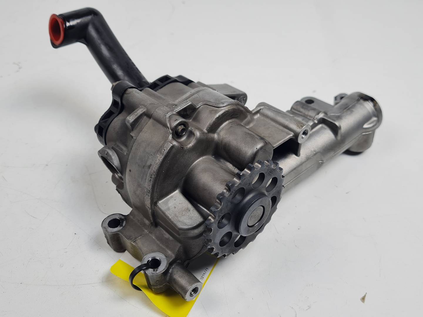 BOMBA ACEITE - 6401810401 - MERCEDES - CLASE A (W169)