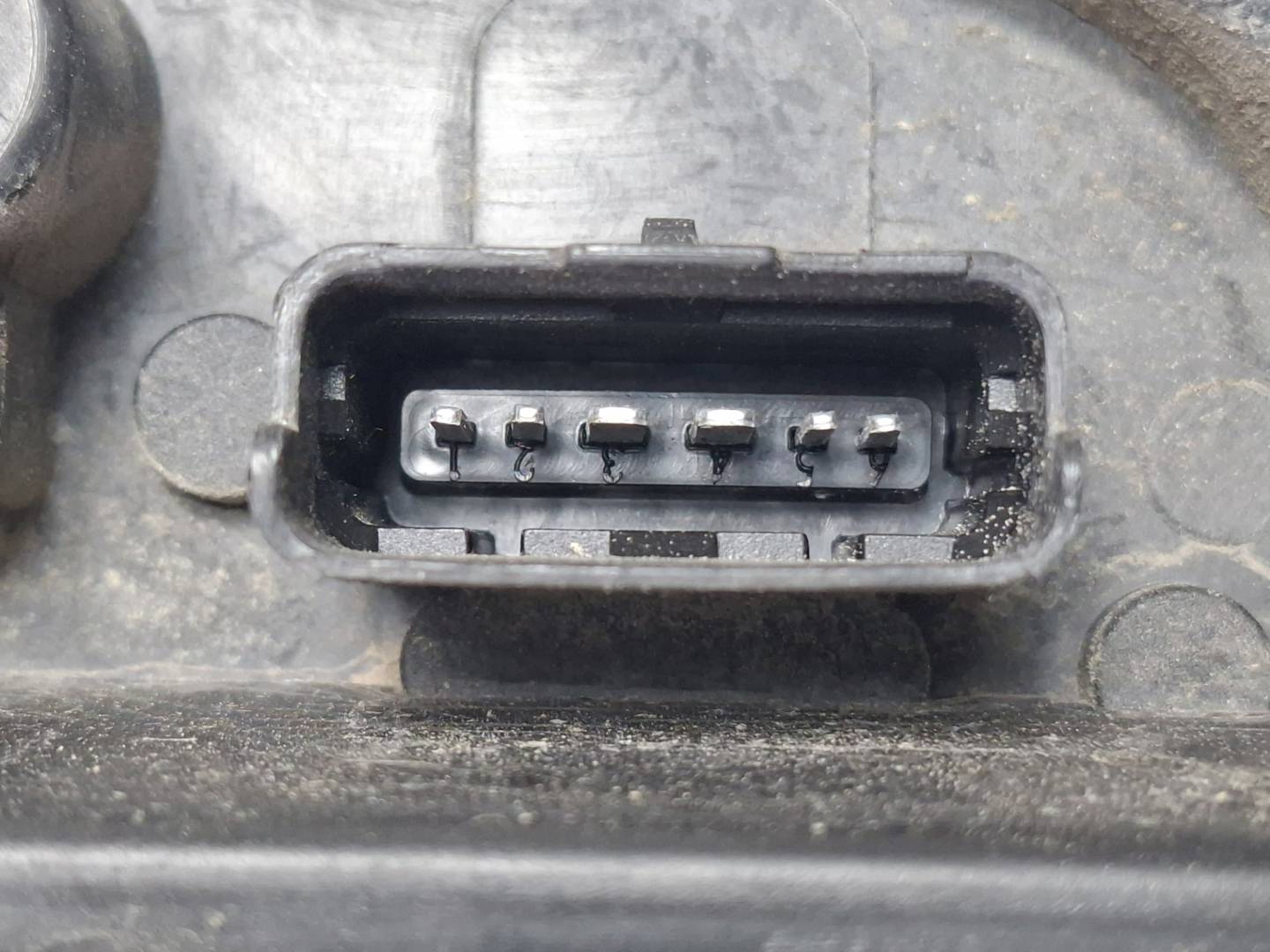 Foto 4 de Piloto Trasero Derecho Renault Clio III (2005–2016)