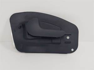 MANETA INTERIOR TRASERA IZQUIERDA 13110962 OPEL CORSA C (F68) Autodesguaces Alicante