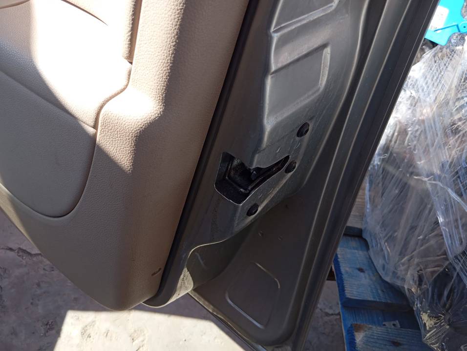 CERRADURA PUERTA DELANTERA DERECHA