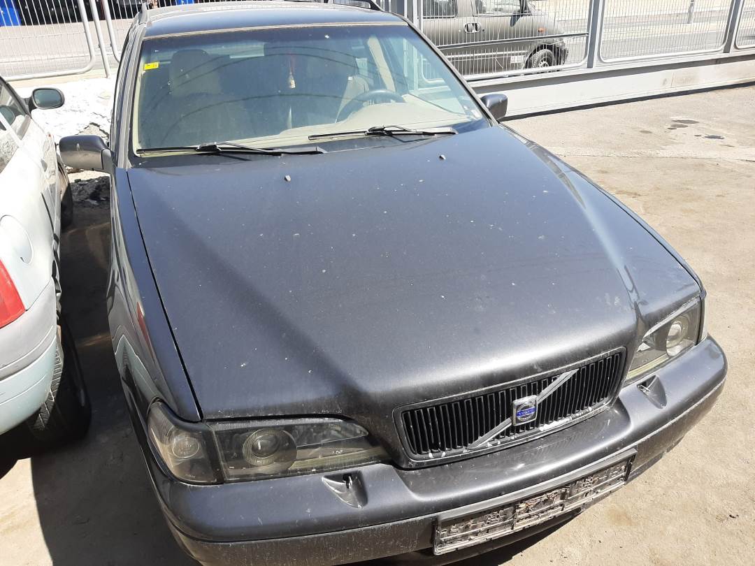 VOLVO V70 FAMILIAR (1996 - 2000)