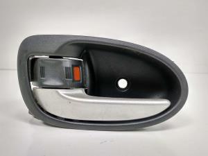 MANETA INTERIOR TRASERA IZQUIERDA 692060D90 TOYOTA YARIS (KSP9/SCP9/NLP9) Autodesguaces Alicante