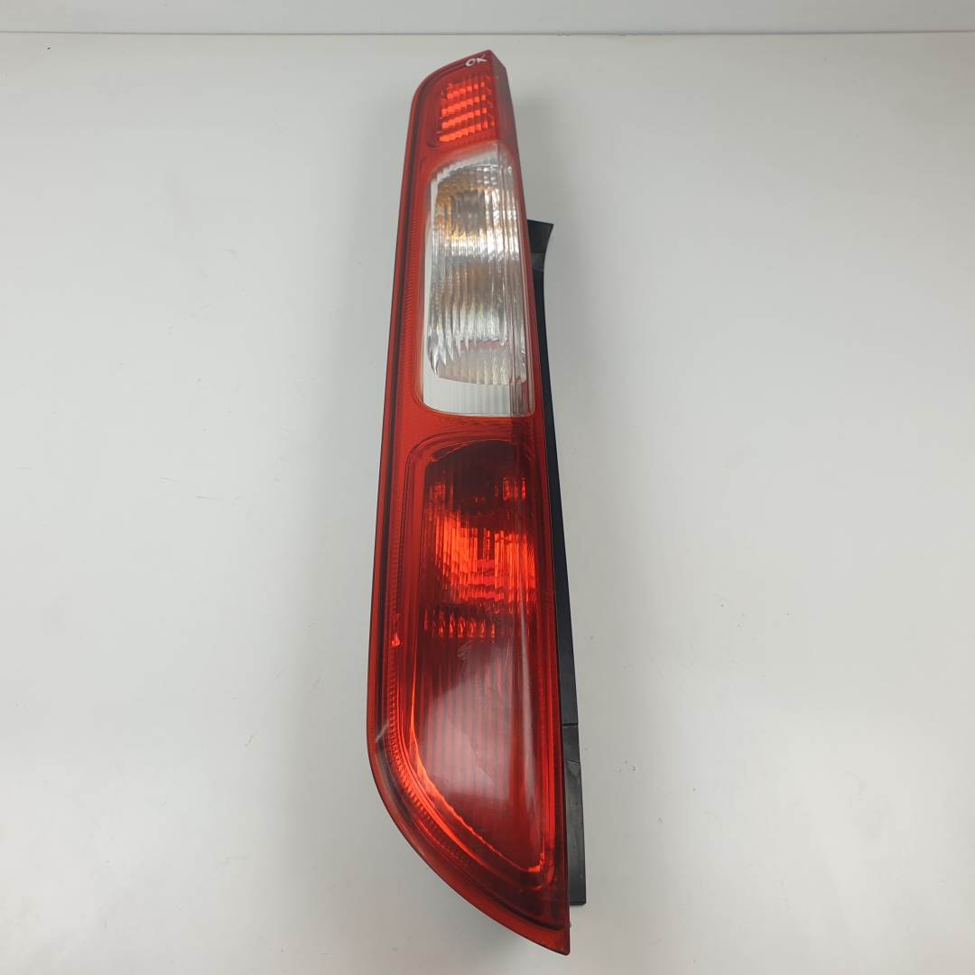 PILOTO TRASERO IZQUIERDO - 4M5113405A - FORD - FOCUS BERLINA (CAP)