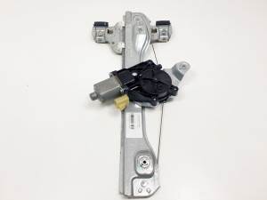 ELEVALUNAS TRASERO IZQUIERDO CHEVROLET AVEO BERLINA HATCHBACK Autodesguaces Alicante