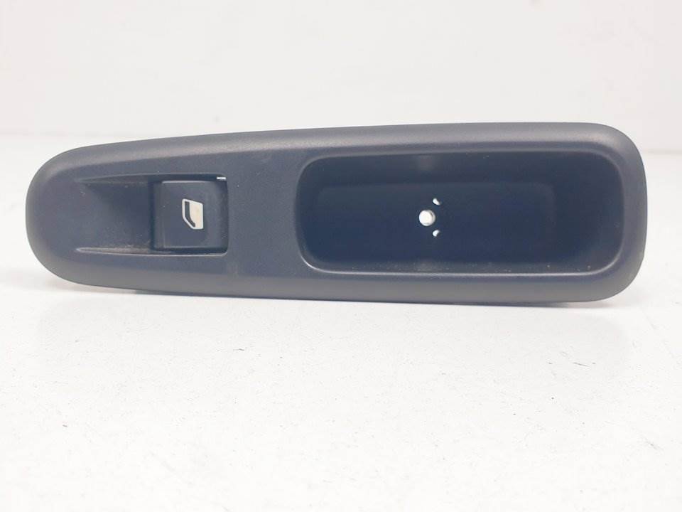 MANDO ELEVALUNAS TRASERO DERECHO - 96662297ZD - PEUGEOT - 5008 (T87)