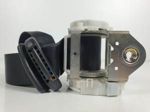 CINTURON SEGURIDAD DELANTERO IZQUIERDO 6N41L61295AF FORD FOCUS CABRIO (CA5) Autodesguaces Alicante