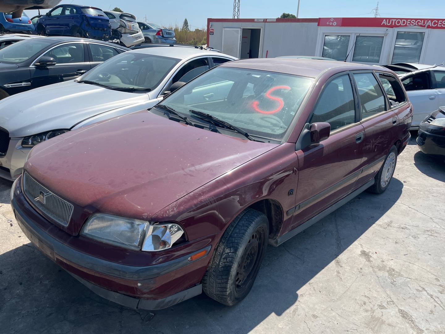 VOLVO V40 FAMILIAR (1995 - 2005)