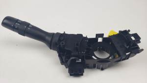 MANDO LUCES 0T06017F459 TOYOTA VENZA (AV10) Autodesguaces Alicante