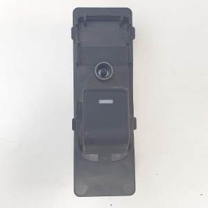 MANDO ELEVALUNAS TRASERO DERECHO KD4566380 MAZDA CX-5 Autodesguaces Alicante