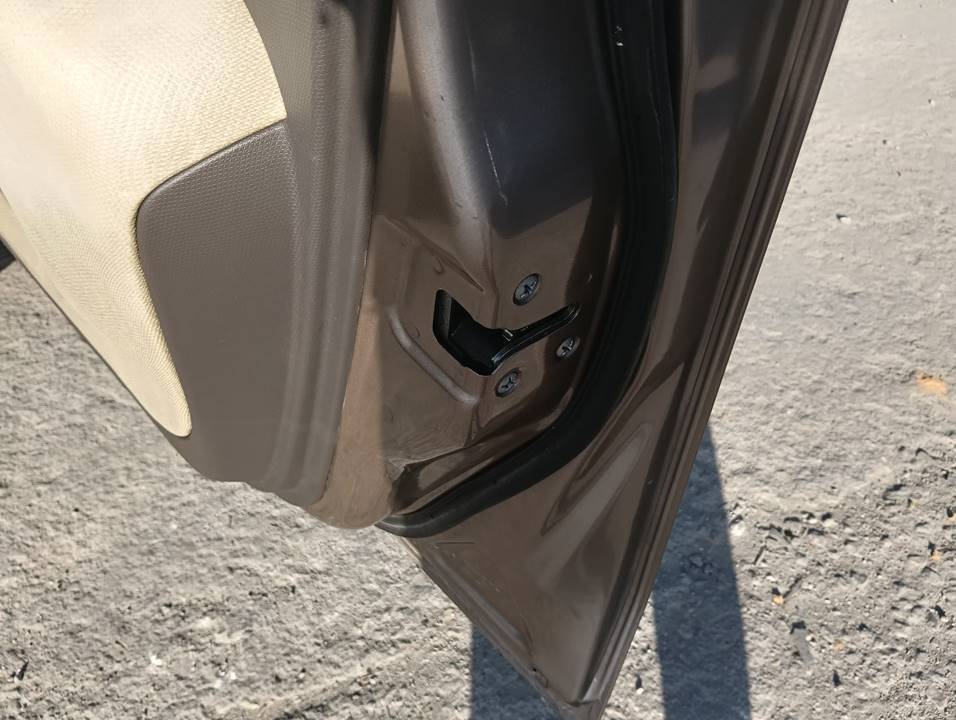 CERRADURA PUERTA DELANTERA DERECHA