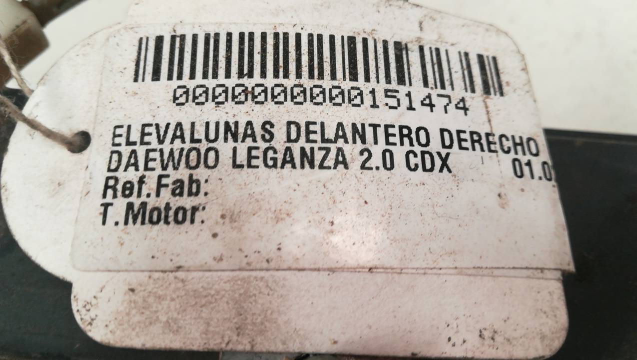ELEVALUNAS DELANTERO DERECHO
