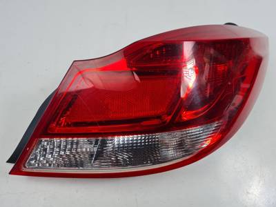 PILOTO TRASERO DERECHO OPEL INSIGNIA BERLINA Autodesguaces Alicante