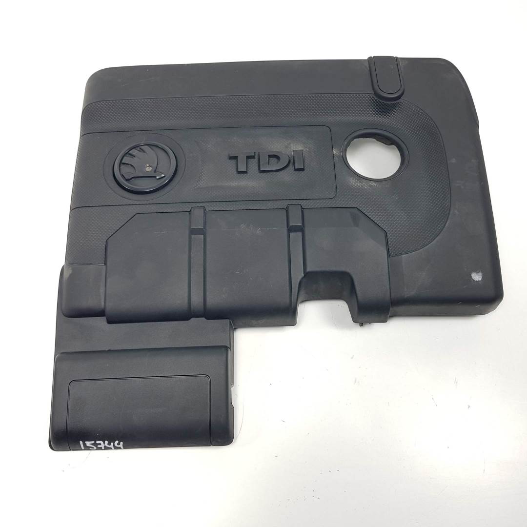 TAPA MOTOR - 04B103925 - SKODA - FABIA