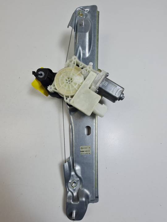 ELEVALUNAS TRASERO DERECHO 39142320 OPEL ASTRA K Autodesguaces Alicante