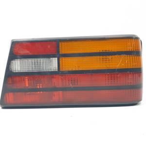 PILOTO TRASERO DERECHO 86AG13A602 FORD ORION Autodesguaces Alicante