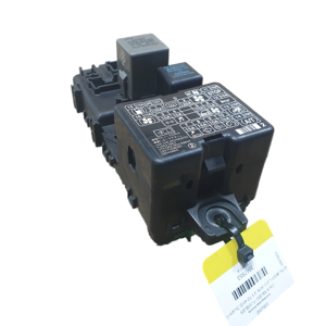 CAJA RELES / FUSIBLES MR409898 MITSUBISHI L 200 (K74) Autodesguaces Alicante