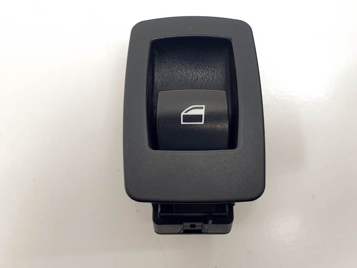 MANDO ELEVALUNAS DELANTERO DERECHO 6945874 BMW SERIE 3 TOURING (E91) Autodesguaces Alicante
