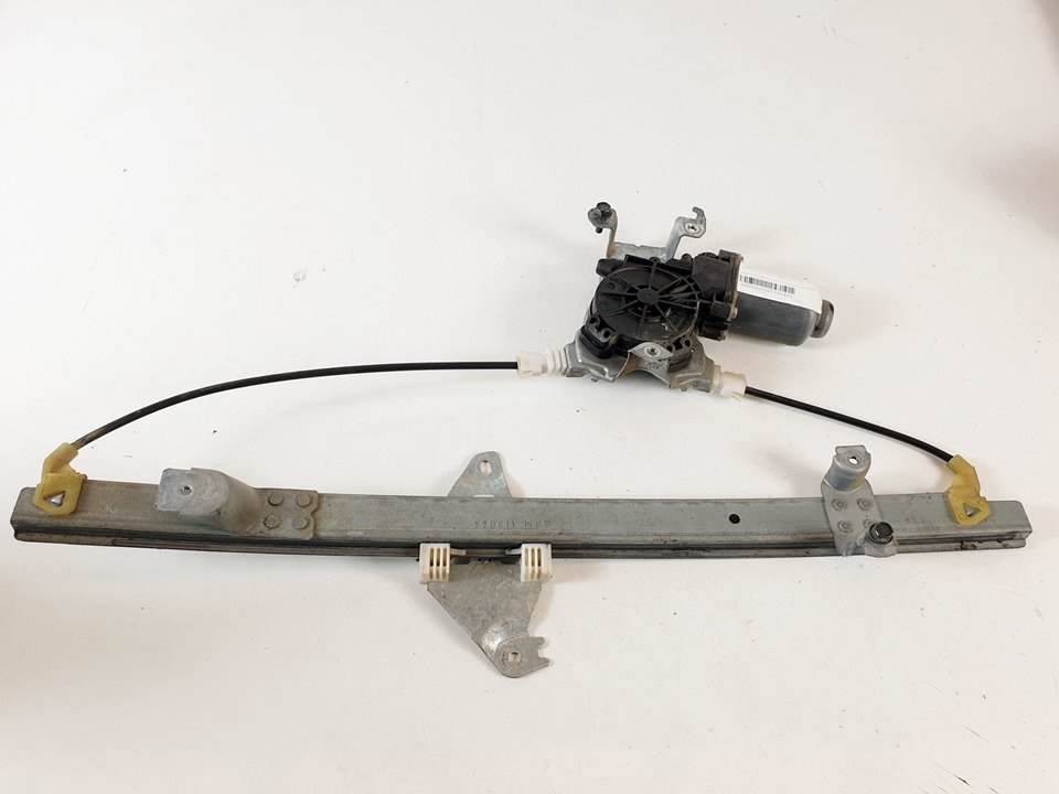 ELEVALUNAS TRASERO DERECHO - 400926B - NISSAN - NAVARA PICK-UP (D40M)