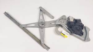 ELEVALUNAS DELANTERO DERECHO 807302741R RENAULT SCENIC III (JZ) Autodesguaces Alicante
