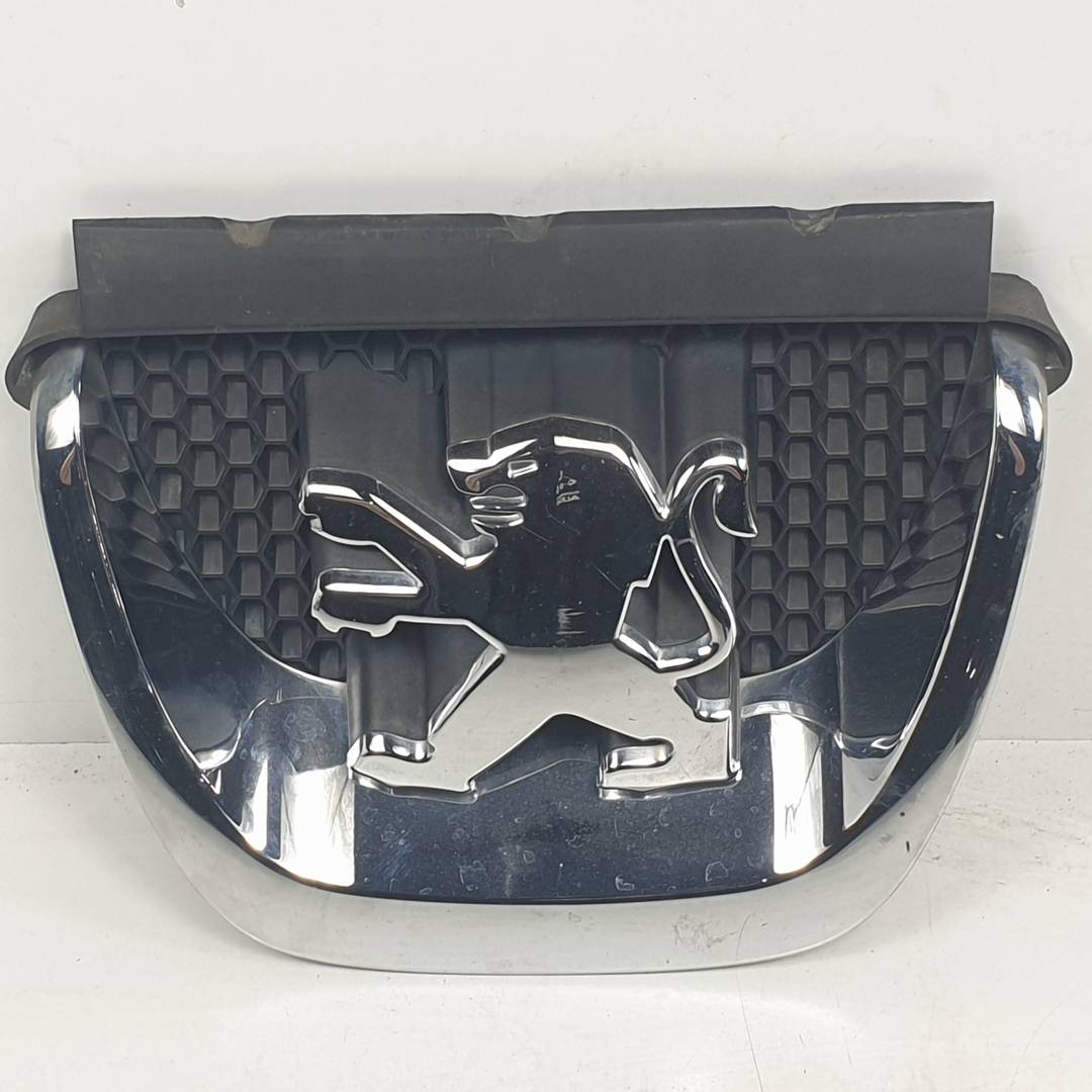 REJILLA DELANTERA - 96805051 - PEUGEOT - 308 (T7)