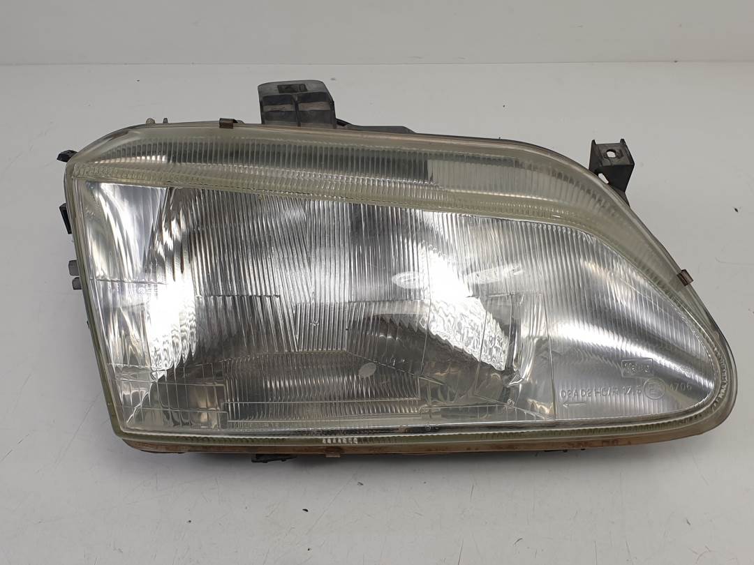 FARO DERECHO - RENAULT - MEGANE I BERLINA HATCHBACK (BA0)