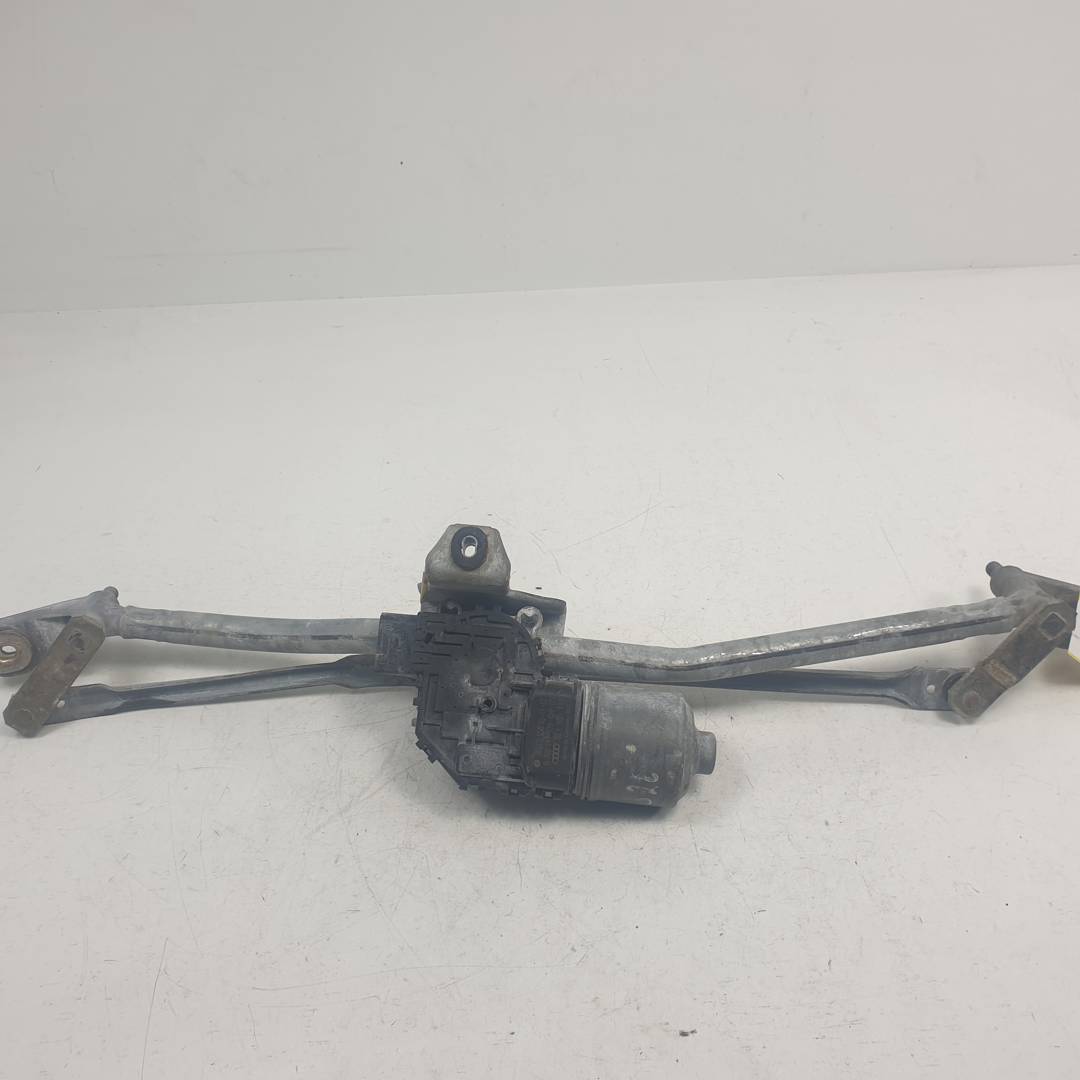 Moteur d’essuie-glace avant - 0390241509 - AUDI - A4 BERLINA (8E)